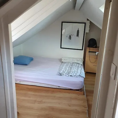 En Duplex Avec 3 Chambres, Au 4e Et Dernier Etage شقة *